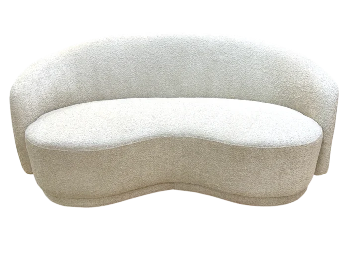 Canapé 2 places en tissu beige, design moderne et confortable, idéal pour un salon élégant. Parfait pour accueillir deux personnes avec style et confort.