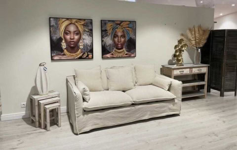 Vignette artistique avec portraits africains modernes et décoration intérieure élégante.