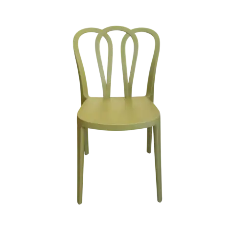 Chaise en polypropylène jaune, idéale pour une décoration moderne et colorée, parfaite pour les espaces intérieurs ou extérieurs, apportant une touche de fraîcheur et de convivialité.