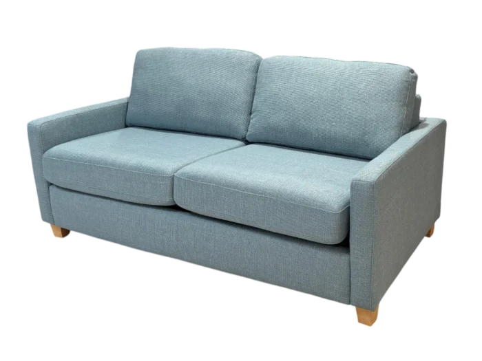 Canapé convertible 2 places en tissu bleu, avec matelas intégré, idéal pour un salon moderne et pratique. Facile à transformer en lit pour accueillir des invités.