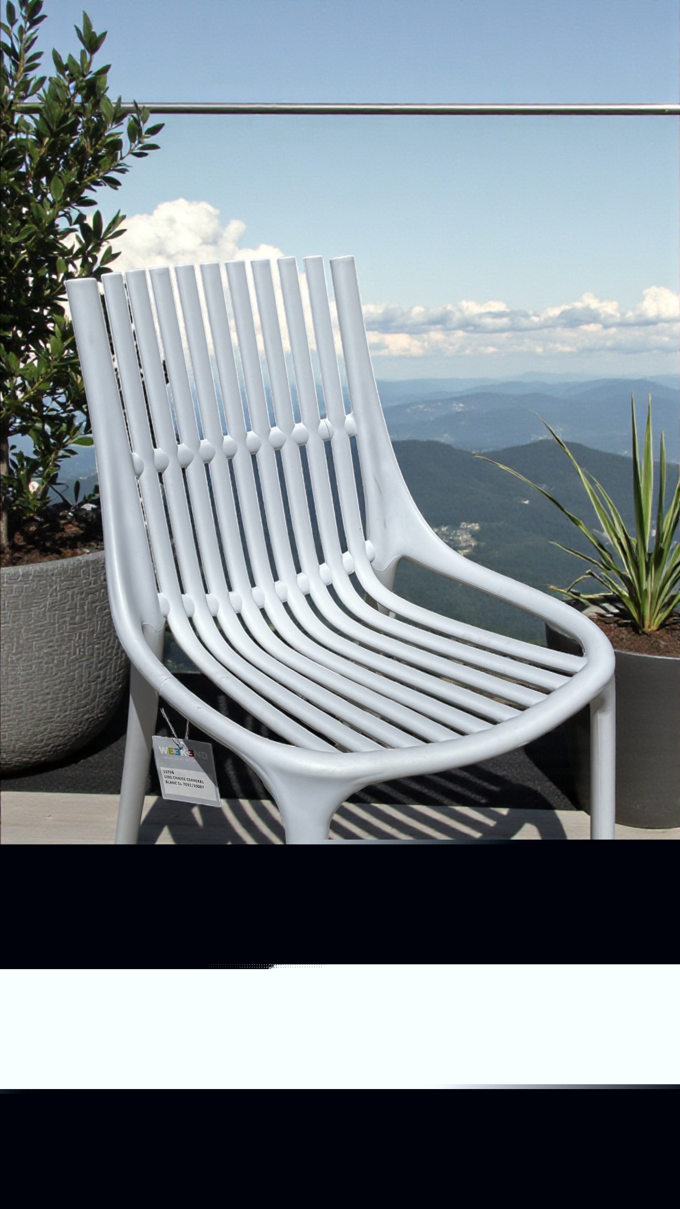 Chaise de jardin blanche en plastique avec lattes, idéale pour l'extérieur, offrant confort et style pour votre espace extérieur. Parfaite pour profiter du soleil et des beaux jours.