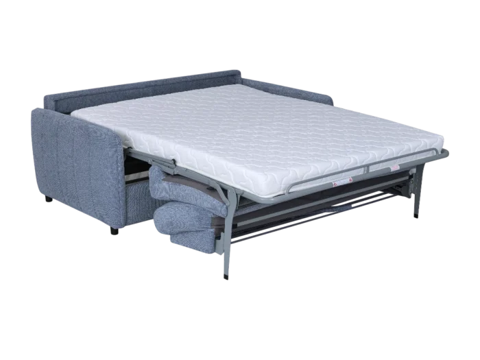 Canapé convertible 3 places en tissu bleu avec matelas intégré, parfait pour un salon moderne et pratique. Facile à transformer en lit pour accueillir vos invités avec confort.