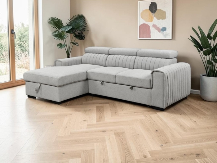 Canapé convertible Manosque avec coffre en tissu gris, idéal pour un salon moderne et pratique. Design épuré, confort optimal, parfait pour accueillir famille et amis dans un espace élégant.